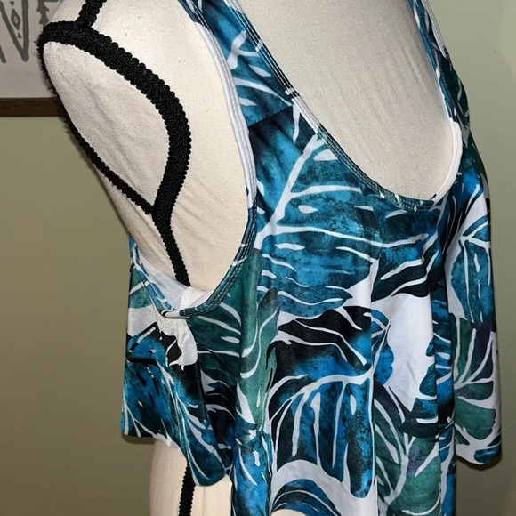 Tropical bikini flowy top - Picture 12 of 14